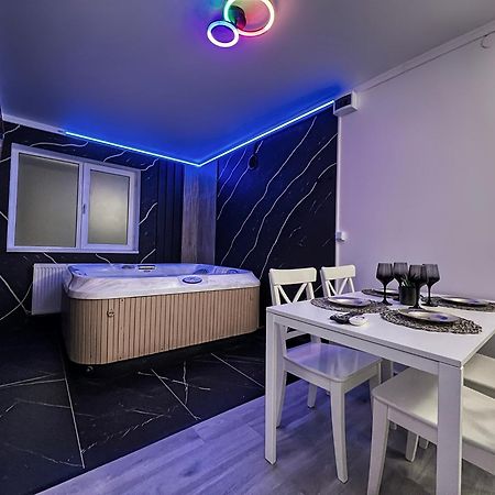 Luxor - Jacuzzi&Cozy Apartments Sibiu Exterior foto