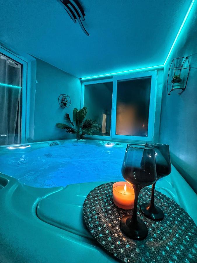 Luxor - Jacuzzi&Cozy Apartments Sibiu Exterior foto