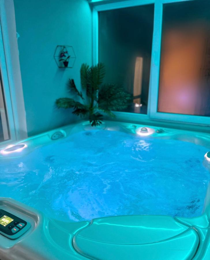 Luxor - Jacuzzi&Cozy Apartments Sibiu Exterior foto