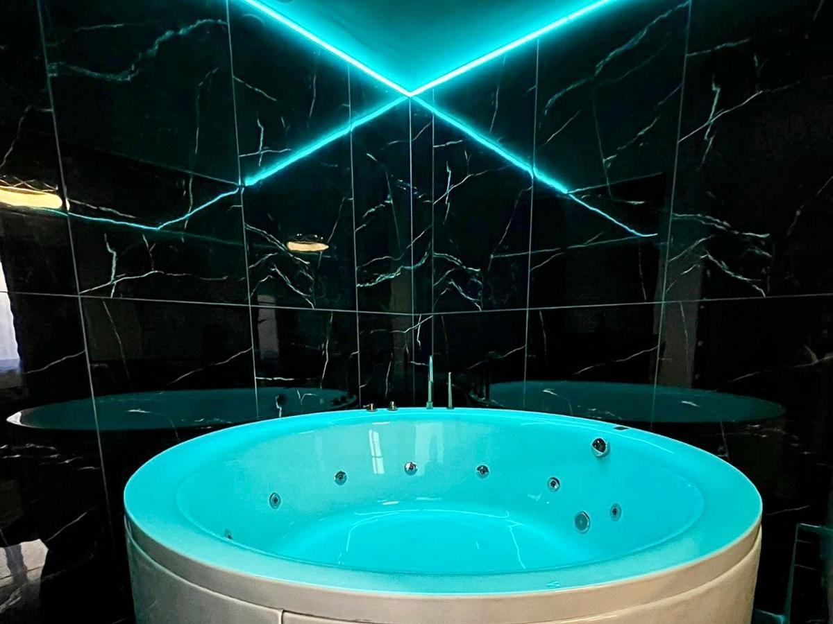 Luxor - Jacuzzi&Cozy Apartments Sibiu Exterior foto