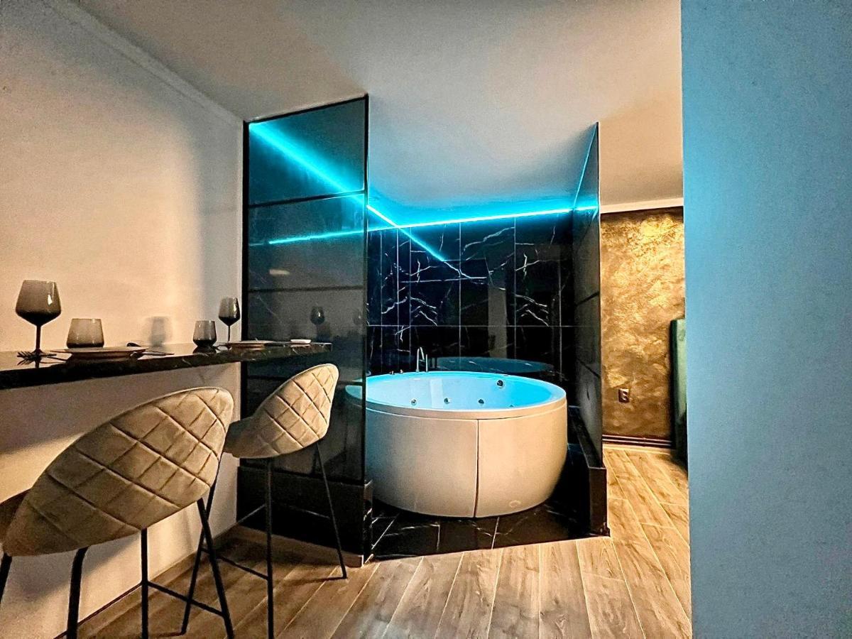 Luxor - Jacuzzi&Cozy Apartments Sibiu Exterior foto