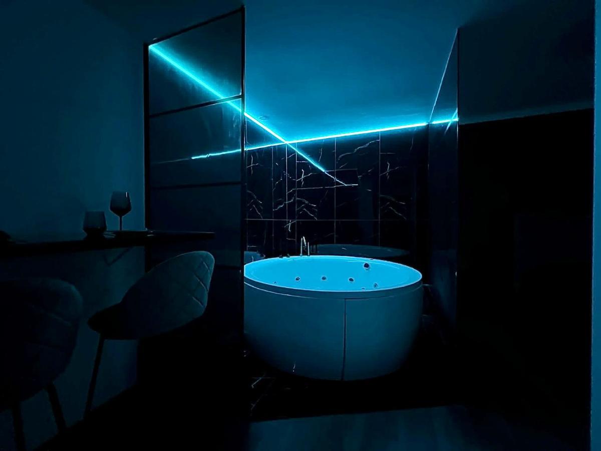 Luxor - Jacuzzi&Cozy Apartments Sibiu Exterior foto
