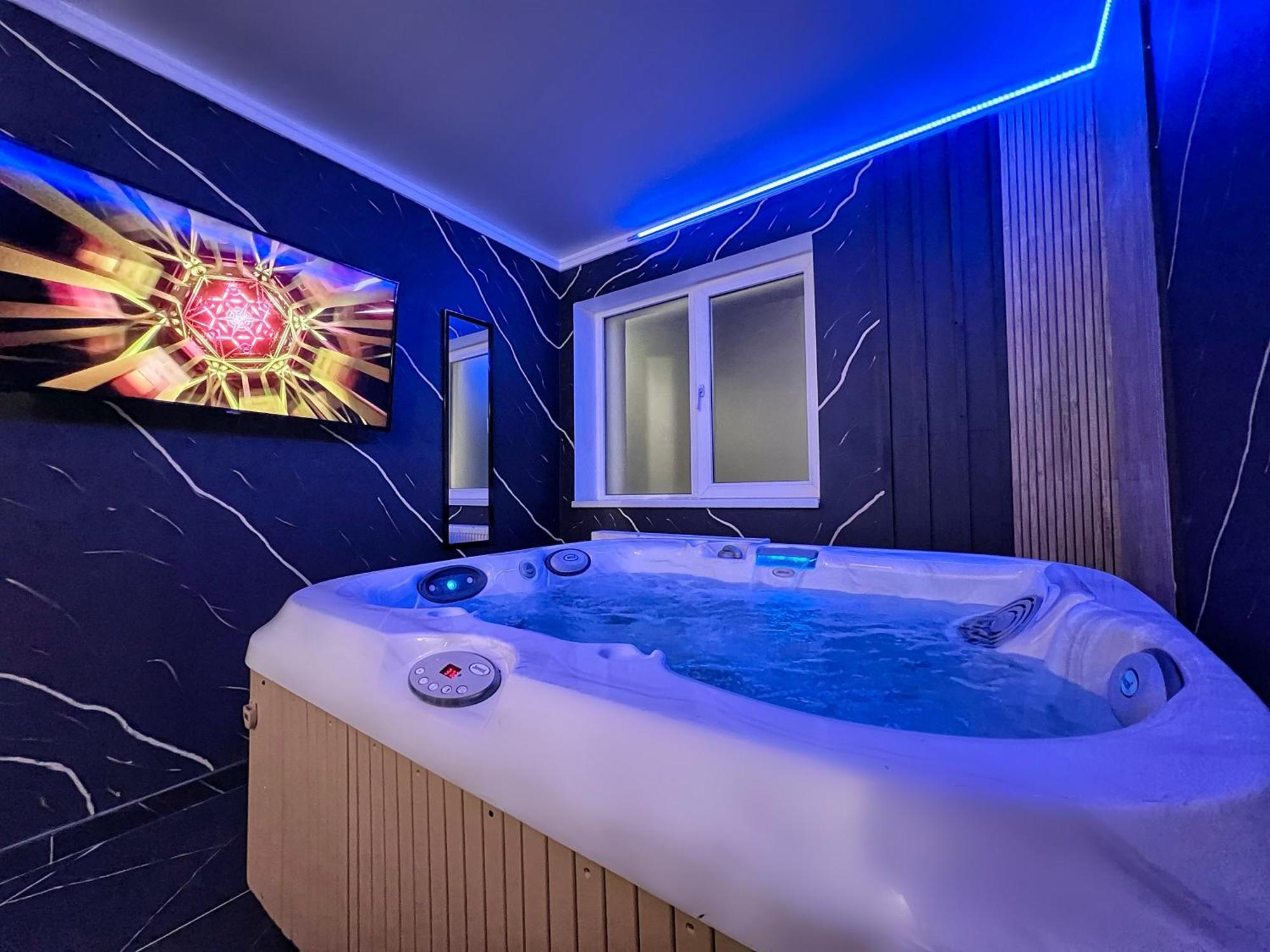 Luxor - Jacuzzi&Cozy Apartments Sibiu Exterior foto