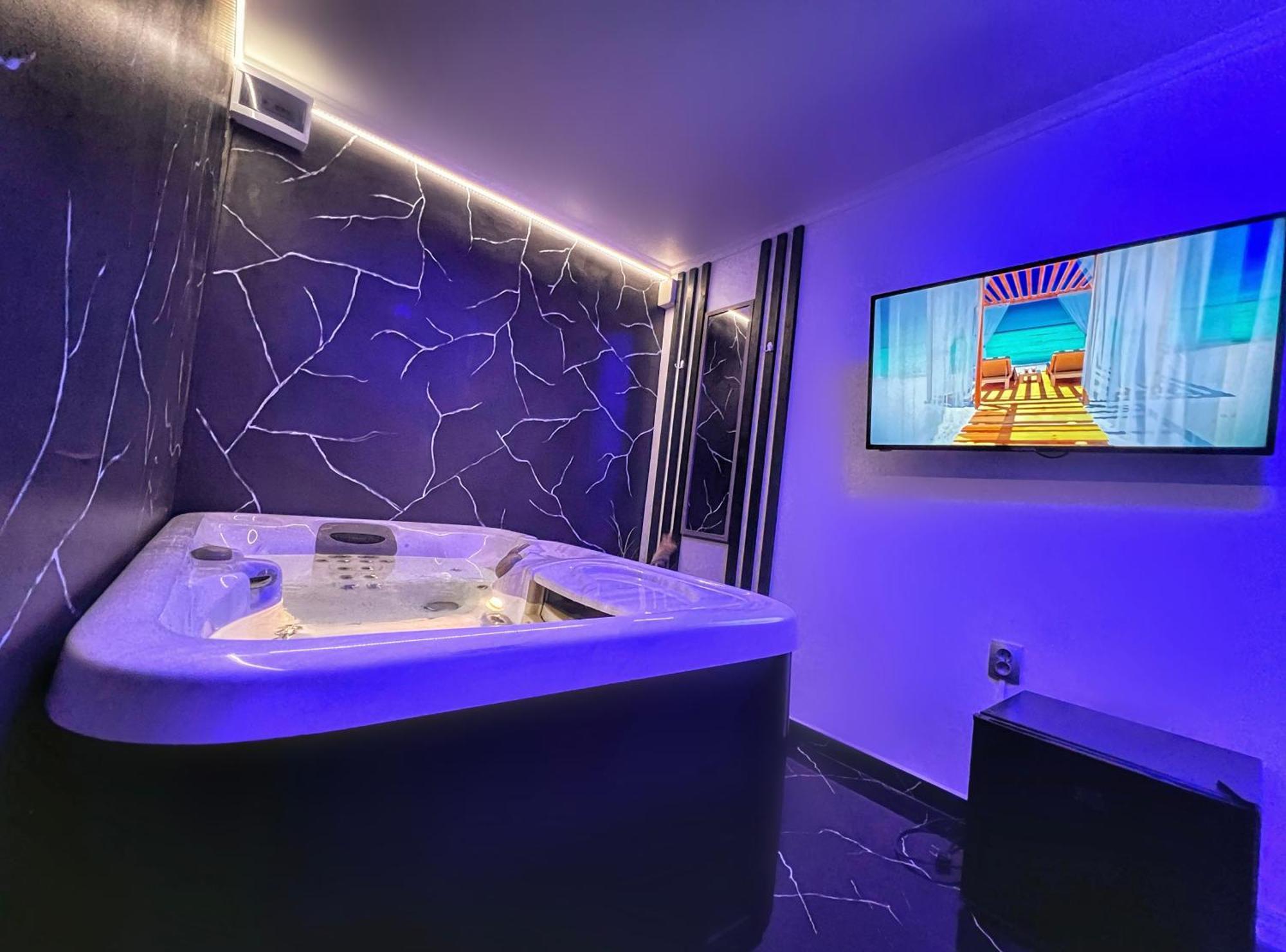 Luxor - Jacuzzi&Cozy Apartments Sibiu Exterior foto
